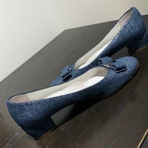 Salvatore Ferragamo blue low pumps